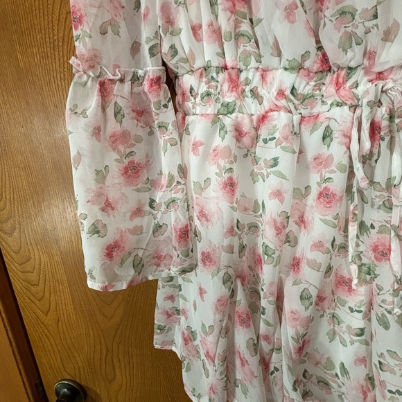 Trixxi Floral Pink and White Romper - Picture 7 of 10